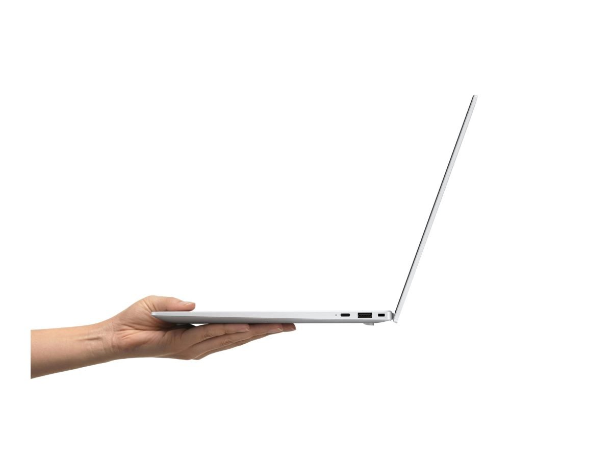 HP 14 EBXG2a14AI RA9P470 64G 1TB D72PQUT#ABA