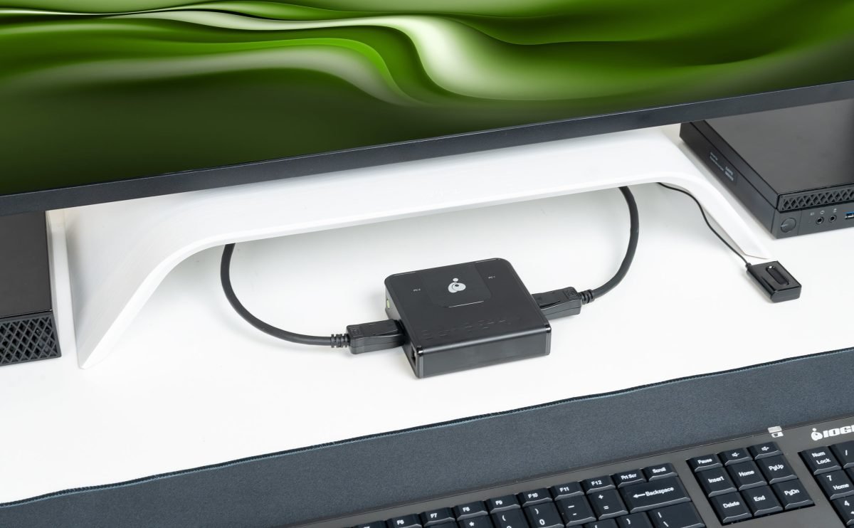 IOGear 2 Port DisplayPort KVM 4K HD GCS62DP