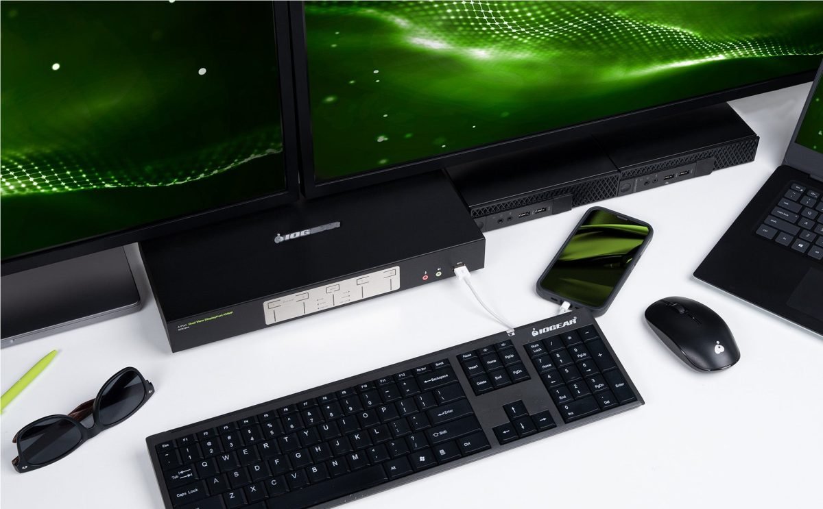 IOGear 4Port 4K Dual DisplayPort KVM GCS1944