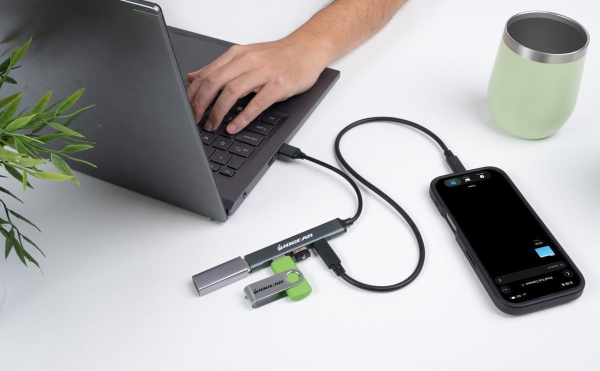IOGear 4- Port USB-A Multiport Hub GUH304C